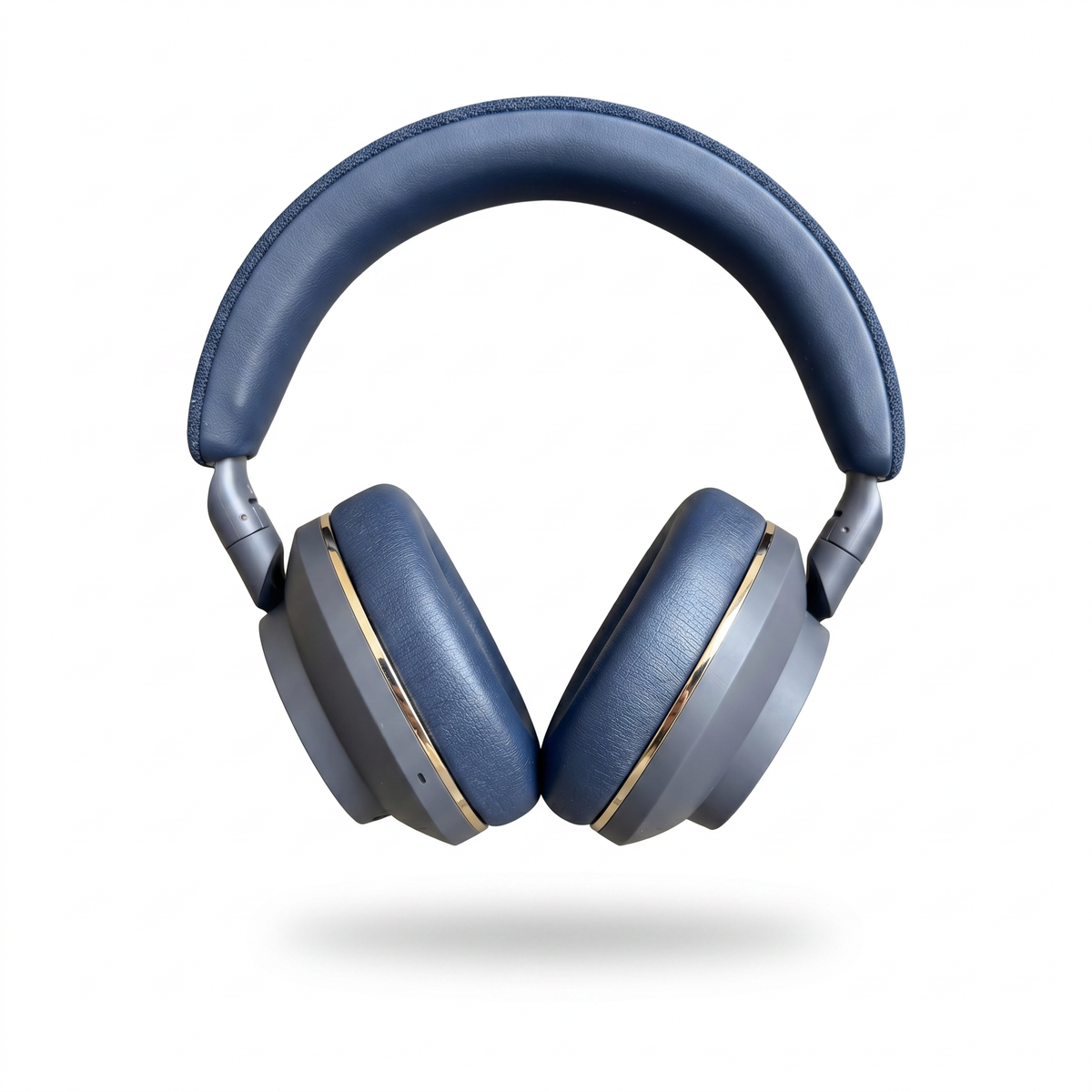 Groove Pro wireless headphones in midnight blue — The Urban Geek